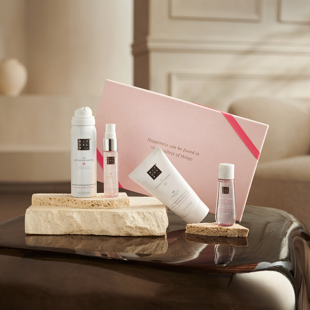 bemyself-1122150-rituals-q426031-sakura-small-giftset-2026