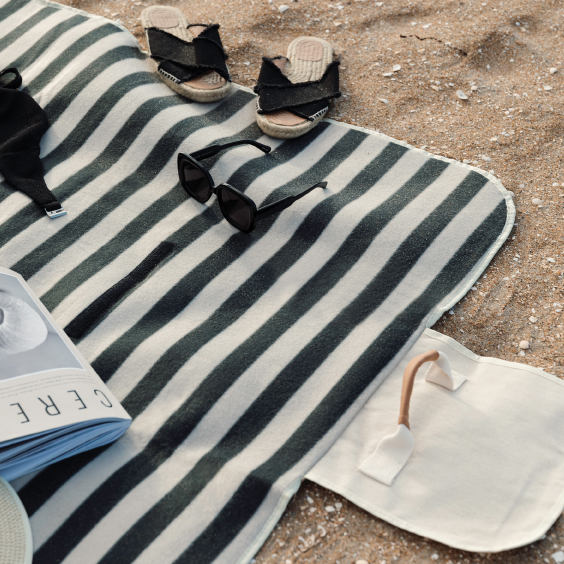 VINGA-Couverture-de-pique-nique-grande-taille-rPET-GRS-Alba