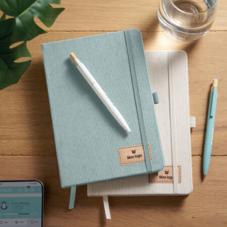 Carnet A5 avec couverture rigide en velours cotele