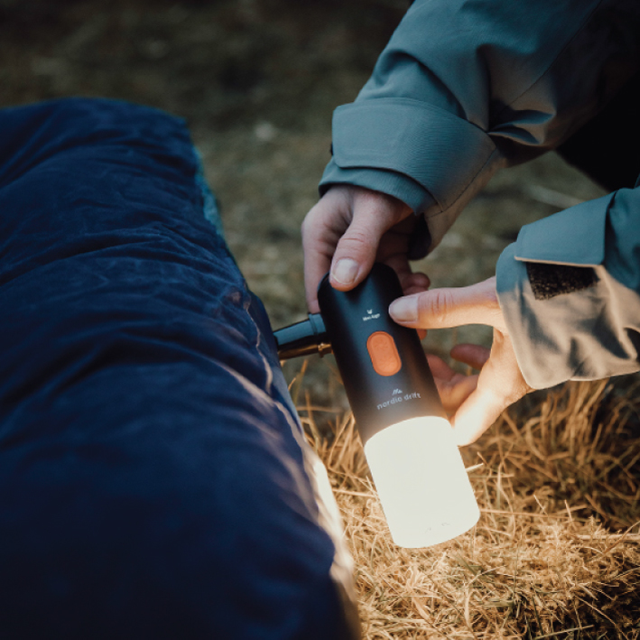 Lampe-de-camping-avec-pompe-air-Nordic-Drift-Titan-3
